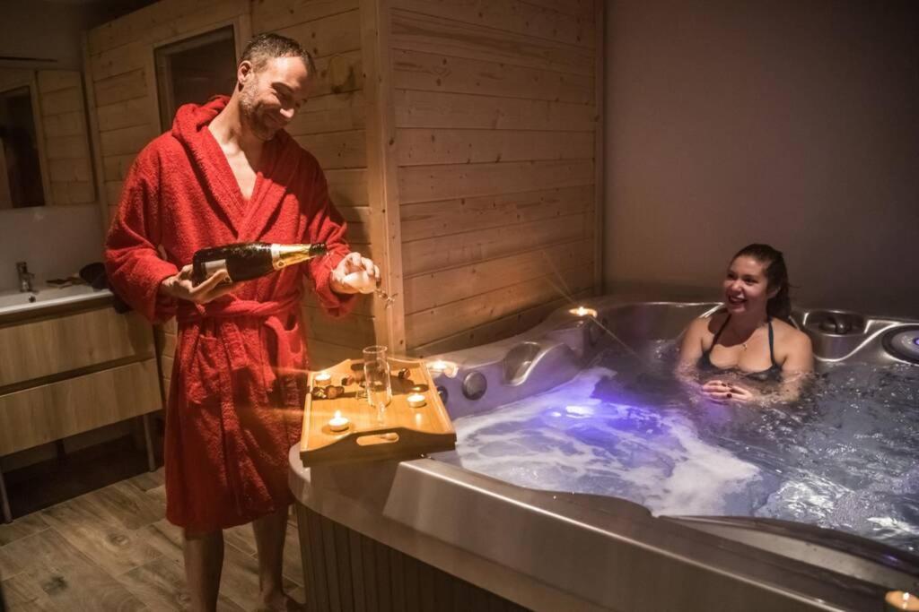Les Spas Insolites - Le Spa Du Moulin Saint-Junien Buitenkant foto